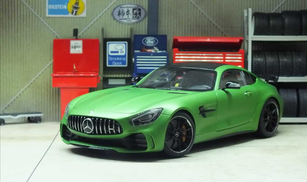 AUTOart◇1/18◇Mercedes-AMG GTR MERCEDES-BENZ AMG GT-R BRILLIANT