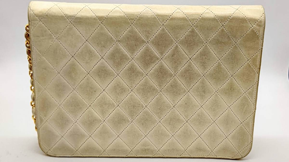 CHANEL/シャネル マトラッセ ラムスキン チェーンショルダーバッグ 
