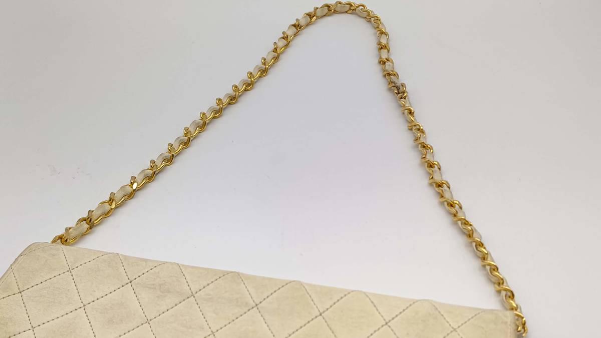 CHANEL/シャネル マトラッセ ラムスキン チェーンショルダーバッグ 