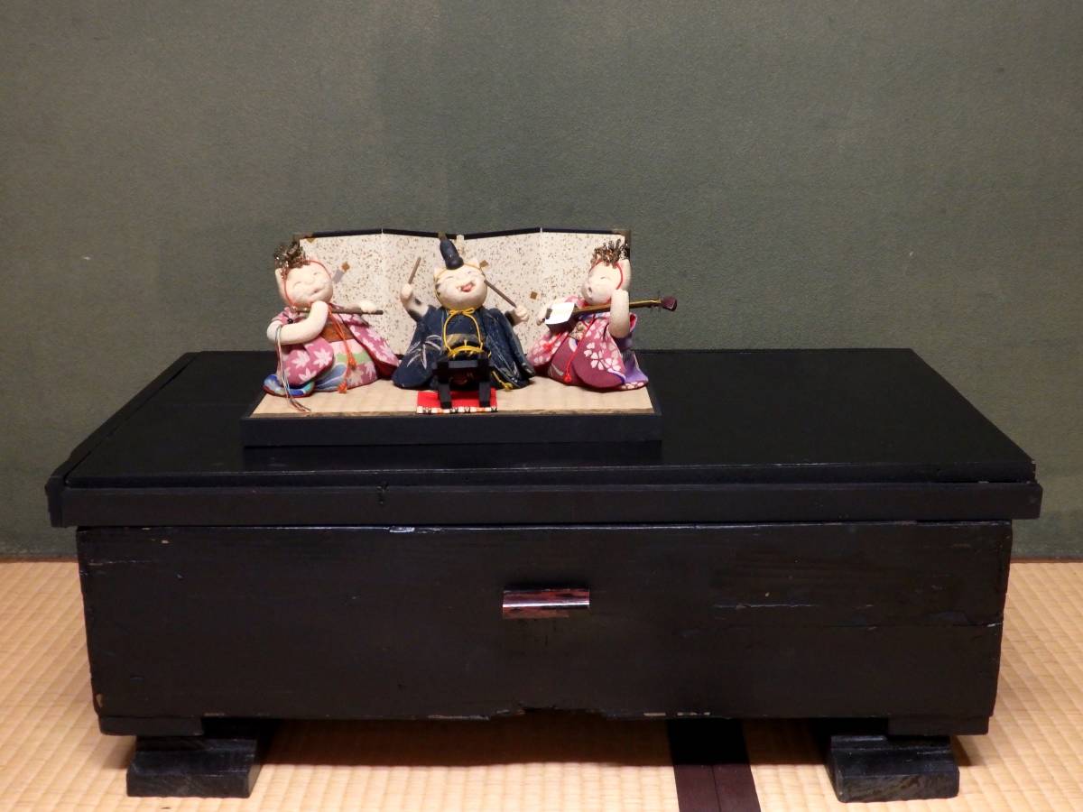  KK-200 Life The Japanese Style ＜ 猫達の ひいな遊び ＞ お雛様 / 桃の節句 / 端午の節句 / 縮緬創作人形(ひな人形)｜売買されたオークション情報、yahooの商品情報をアーカイブ公開 - オークファン ひな人形