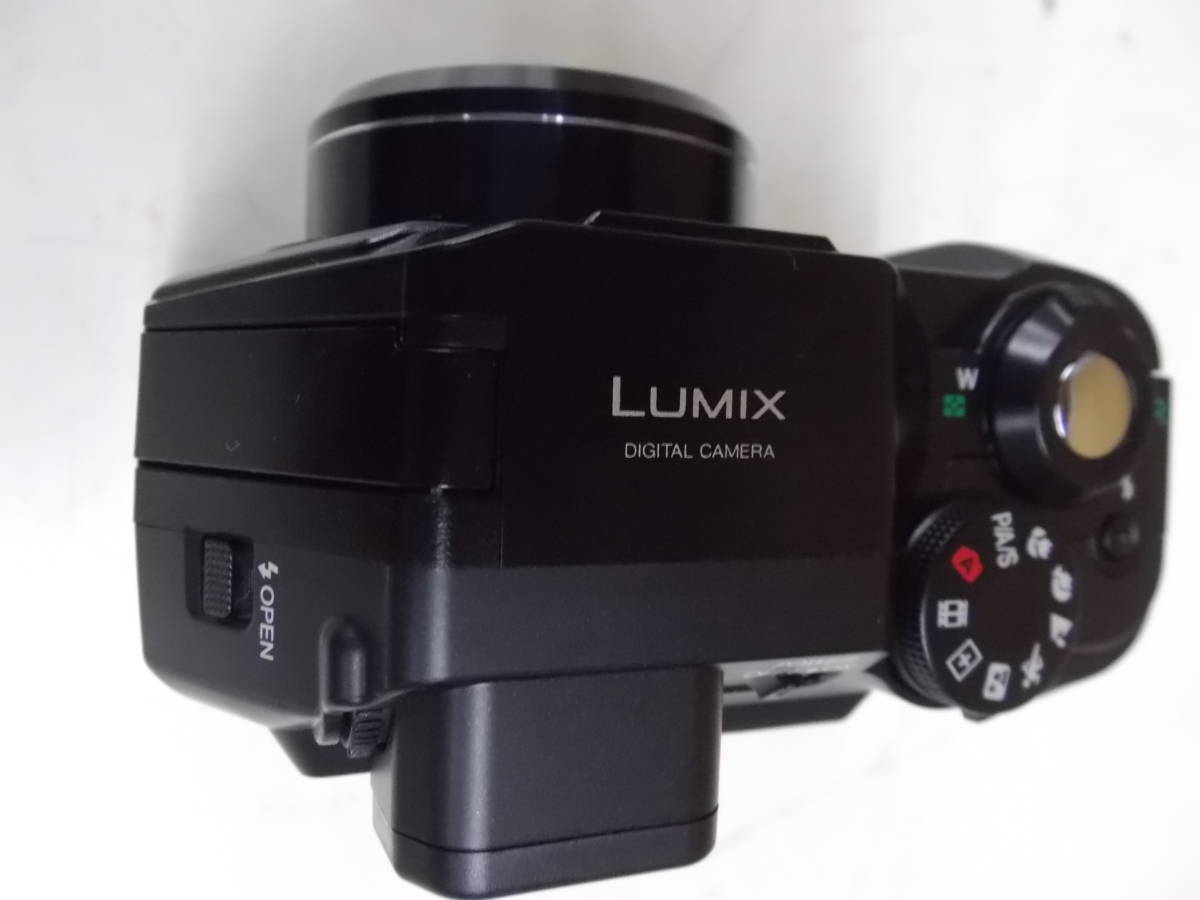 最新作，得価 # Panasonic デジタルカメラ LUMIX DMC-LC40 ブラック パナソニック《ジャンク》