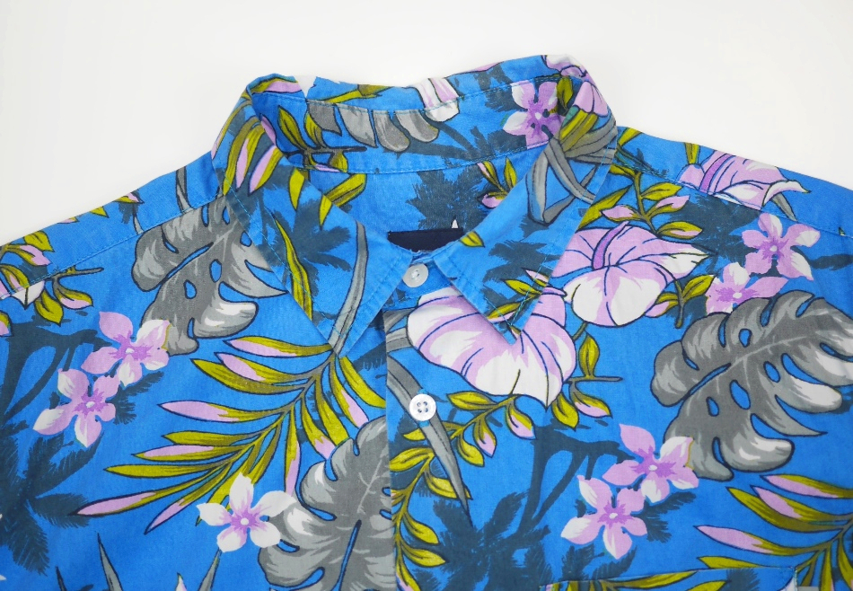 新品 STUSSY ステューシー ハワイ アロハ シャツSサイズ44アメリカ花柄