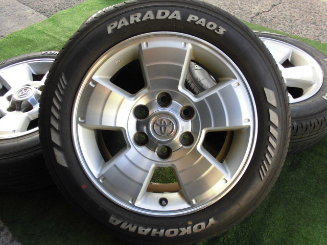 ハイエースで使用 215系ハイラックスサーフ純正 流用 16×7J +30 マッド 