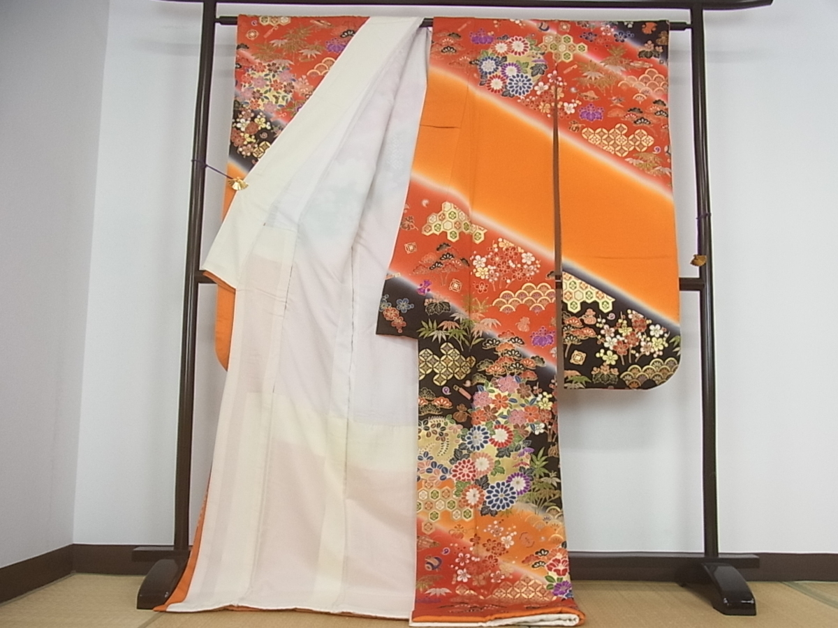 逸品 駒刺繍 お引き摺り・引き振袖和装結婚式舞妓芸妓芸者衣装総刺繍