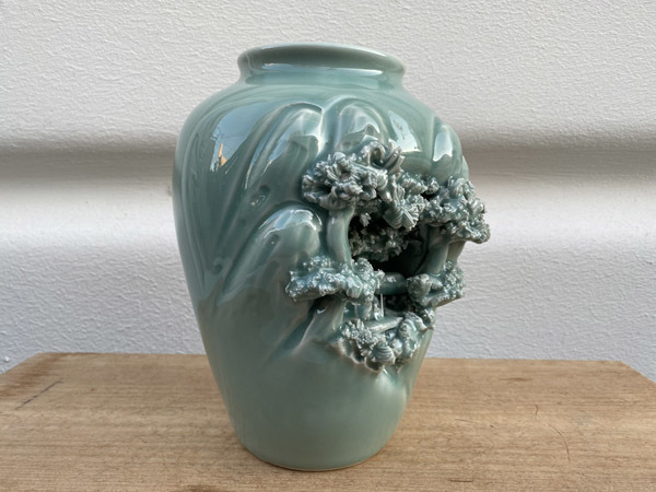 砥部焼 洞窟彫 花瓶 工芸品｜花立・華瓶 オンライン通販