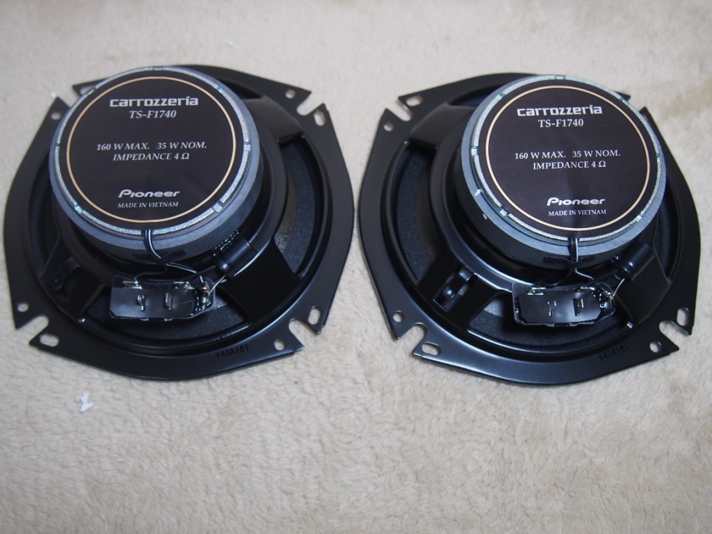 Pioneer TS-F1740 スピーカー 4個セット カロッツェリア ts-f1740の