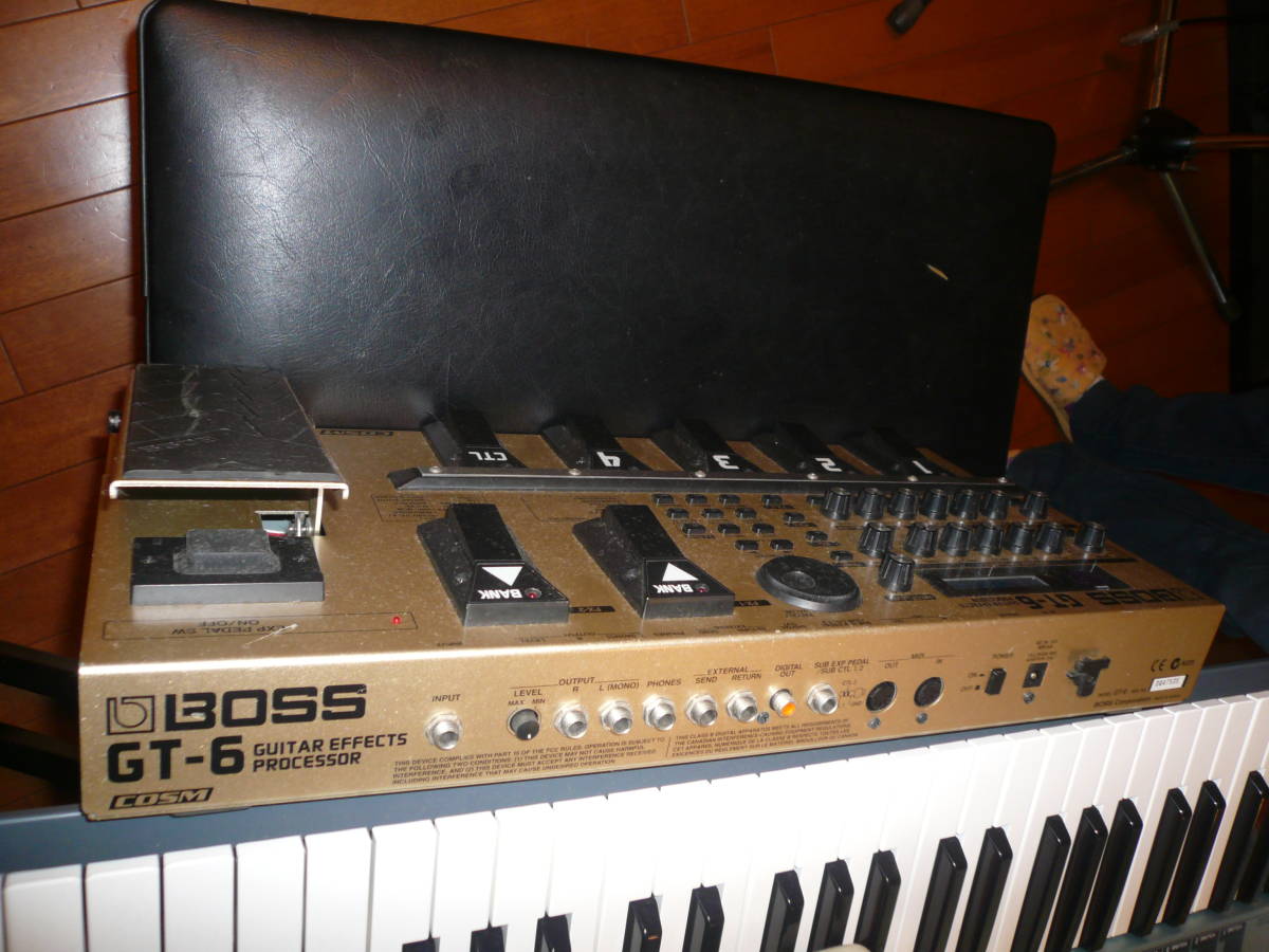 BOSS　GT-6　ギターエフェクト