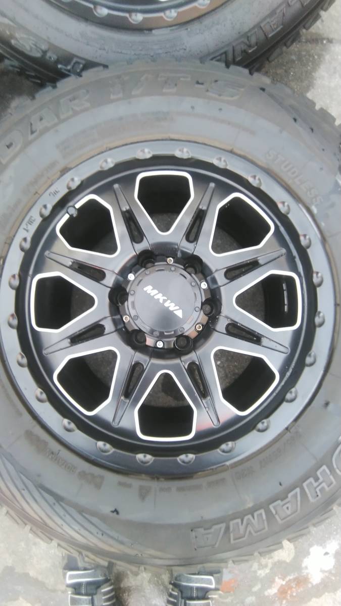【送料込み】MKW-66 スタッドレスタイヤ17インチ 4本ホイール付き！ 送料込み】MKW-66 スタッドレスタイヤ17インチ 4本ホイール付き！ 2025