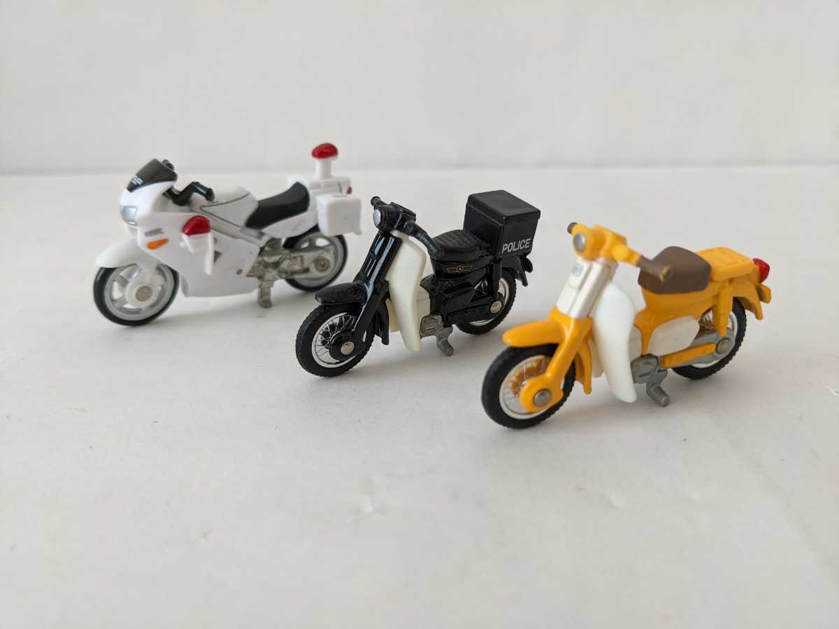トミカ ホンダ リトルカブ スーパーカブ警邏バイク Vfr 3種類 ミニカー オートバイ 売買されたオークション情報 Yahooの商品情報をアーカイブ公開 オークファン Aucfan Com