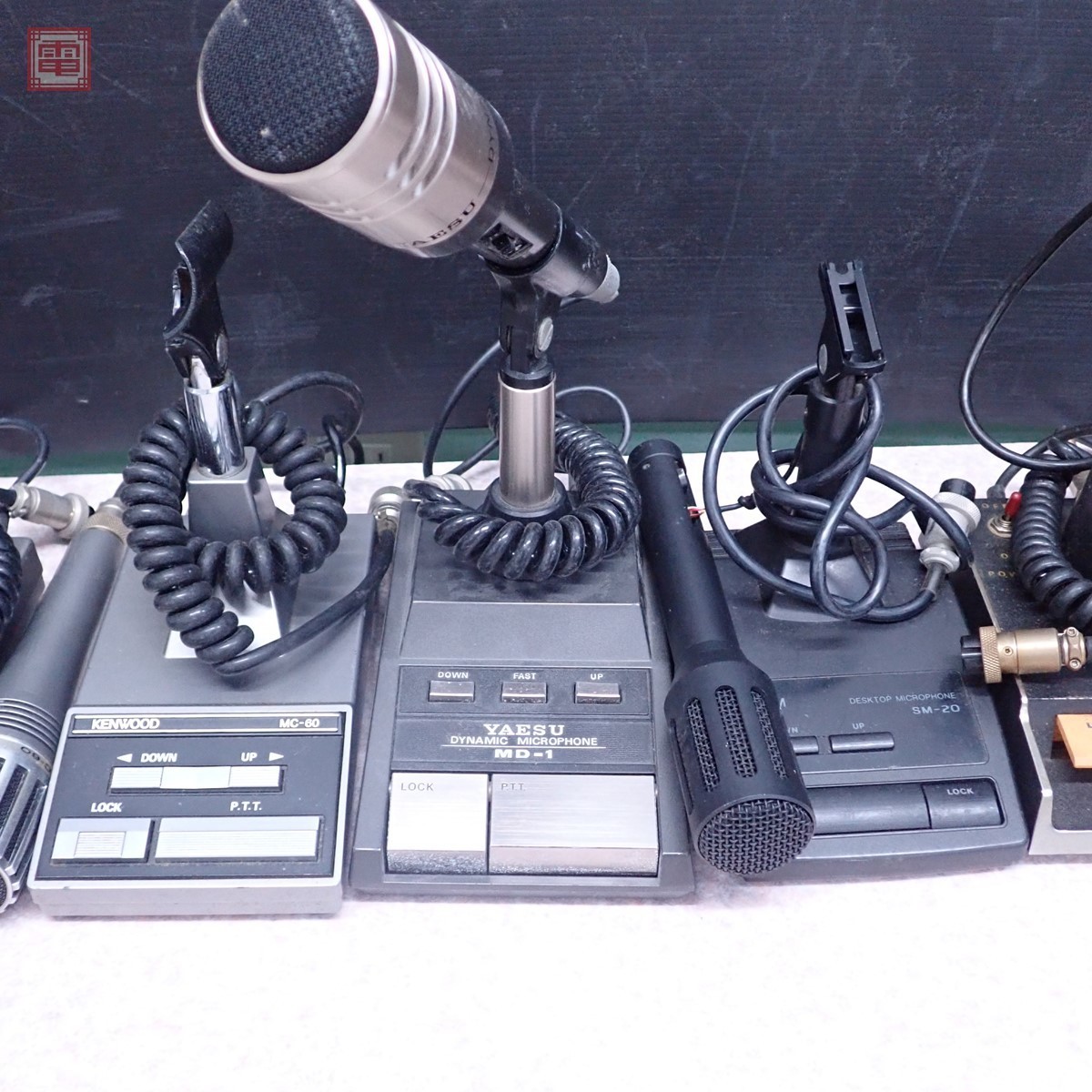 ⑦MC-40 絞まり TRIO dynamic Microphone 