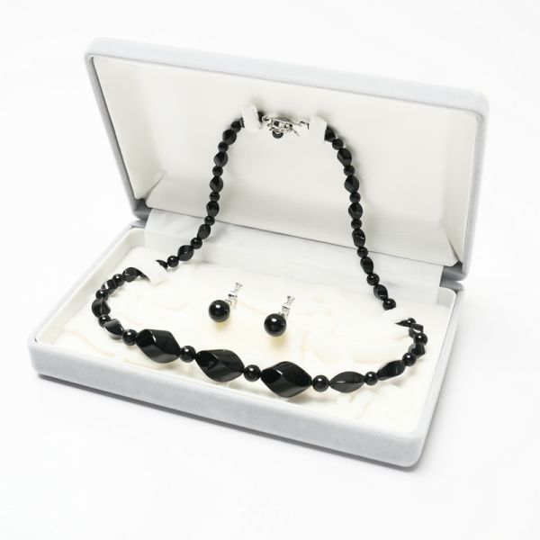 人気セール，安い】 TD6390△2点《黒珊瑚×SILVER》イヤリング(約10mm)