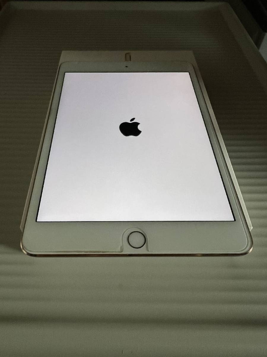 ipad simロック解除の通販 - iPhone ドコモ・au・ソフトバンクのSIM
