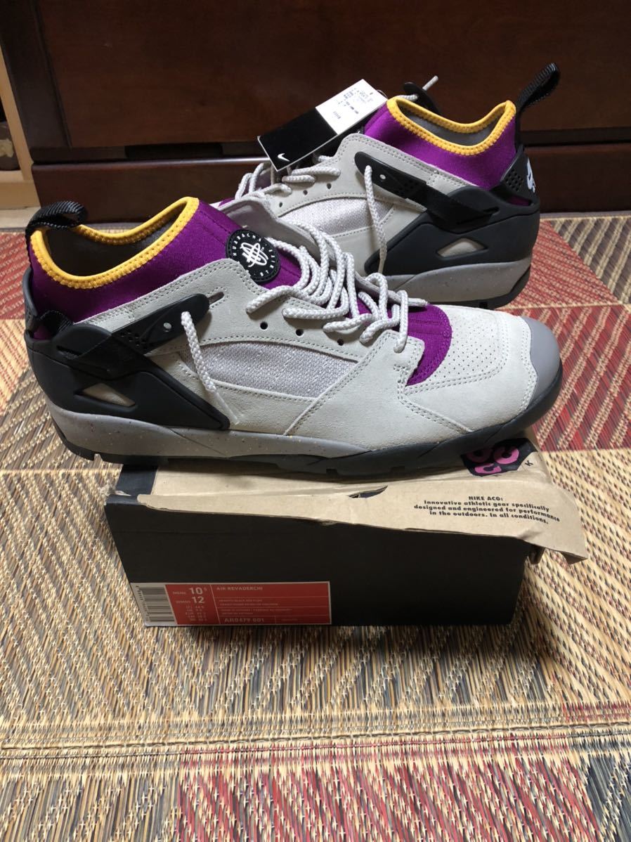 新品 箱つぶれ NIKE ACG AIR REVADERCHI 28.5cm ACG Nike Air AR0479