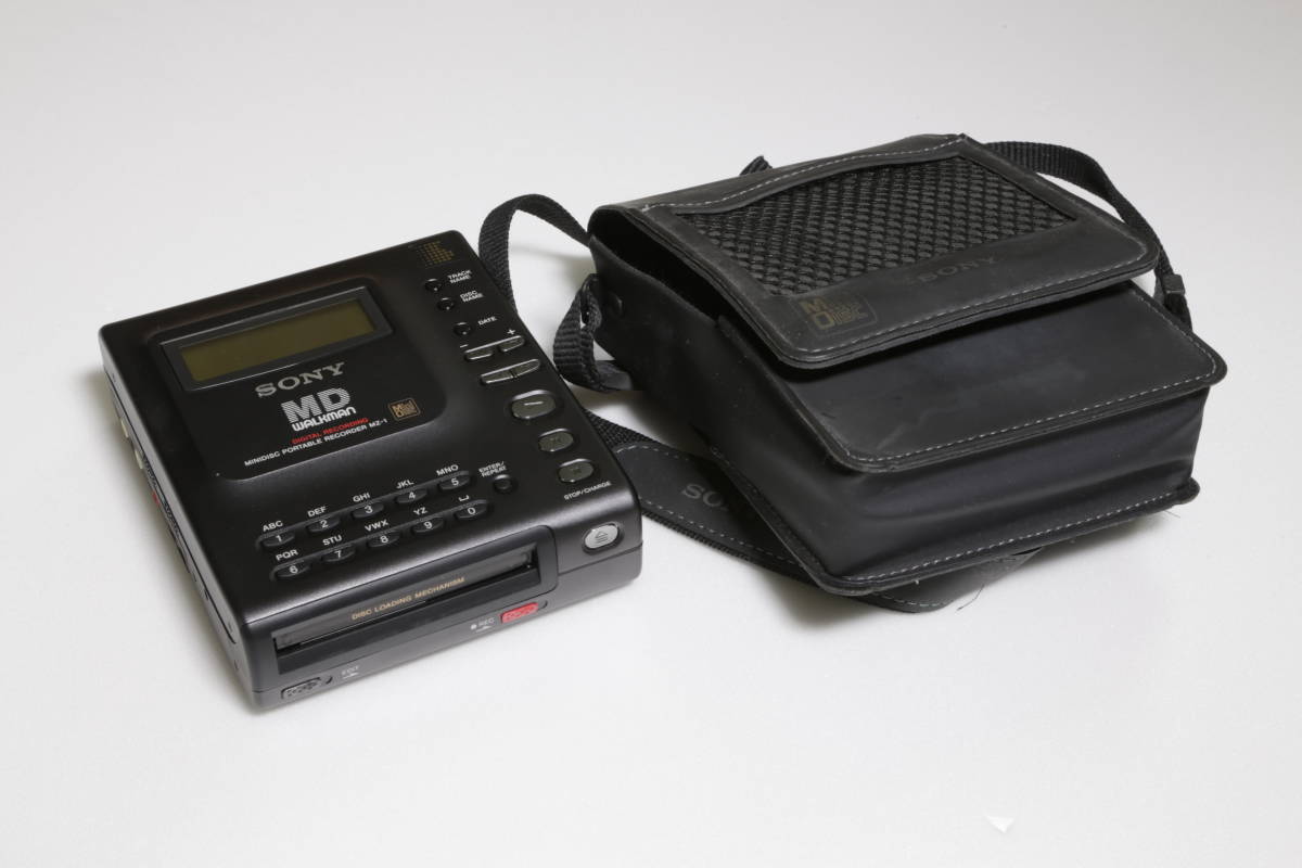SONY　MD WALKMAN MZ-1です。_1