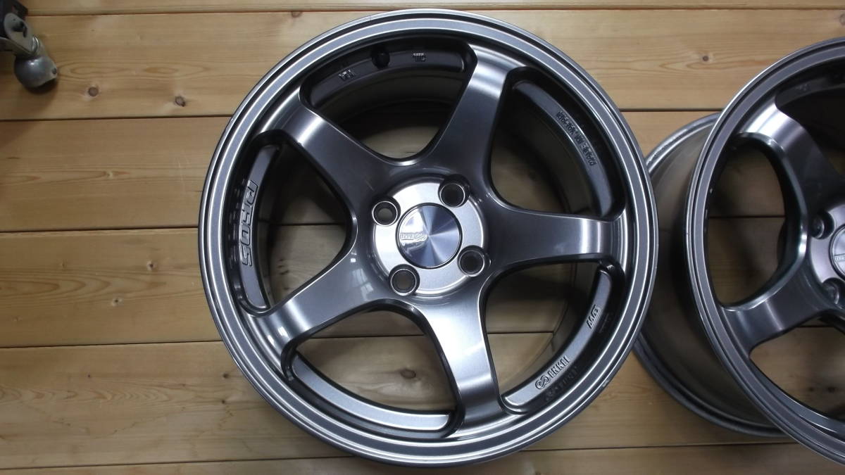 ①中古2本 エンケイ PF05 15インチ 8J 4H-100+25 ダークシルバー (社外