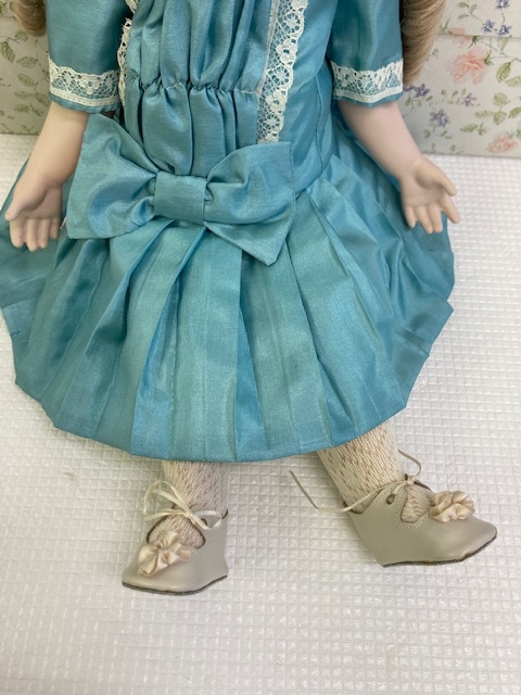 □ ビスクドール Sheer Elegance Dolls イングランド製 シーア