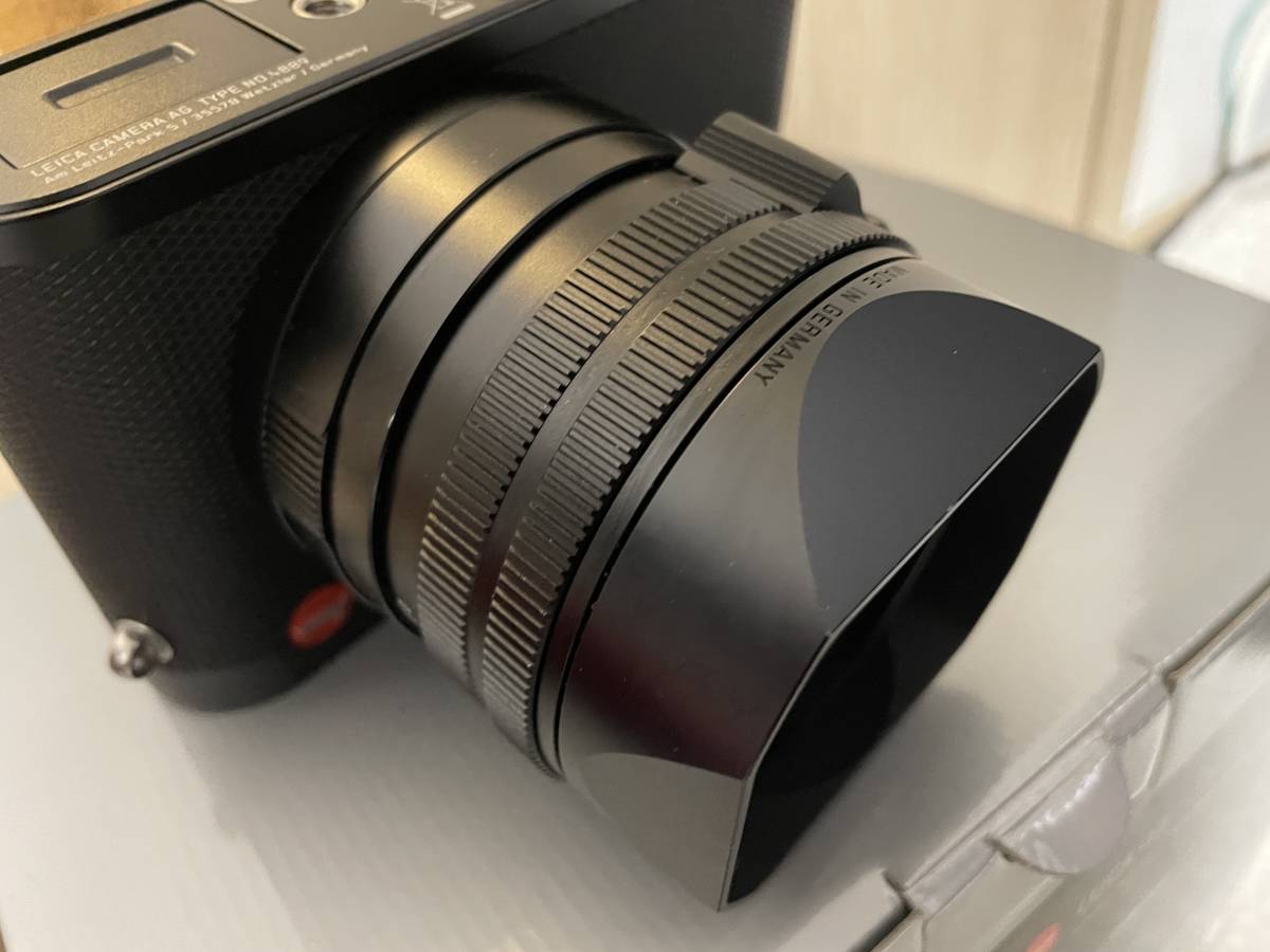 Q2 Leica LEICA ライカ | 美品 専用ボディケース（グリップ付） - 付属 