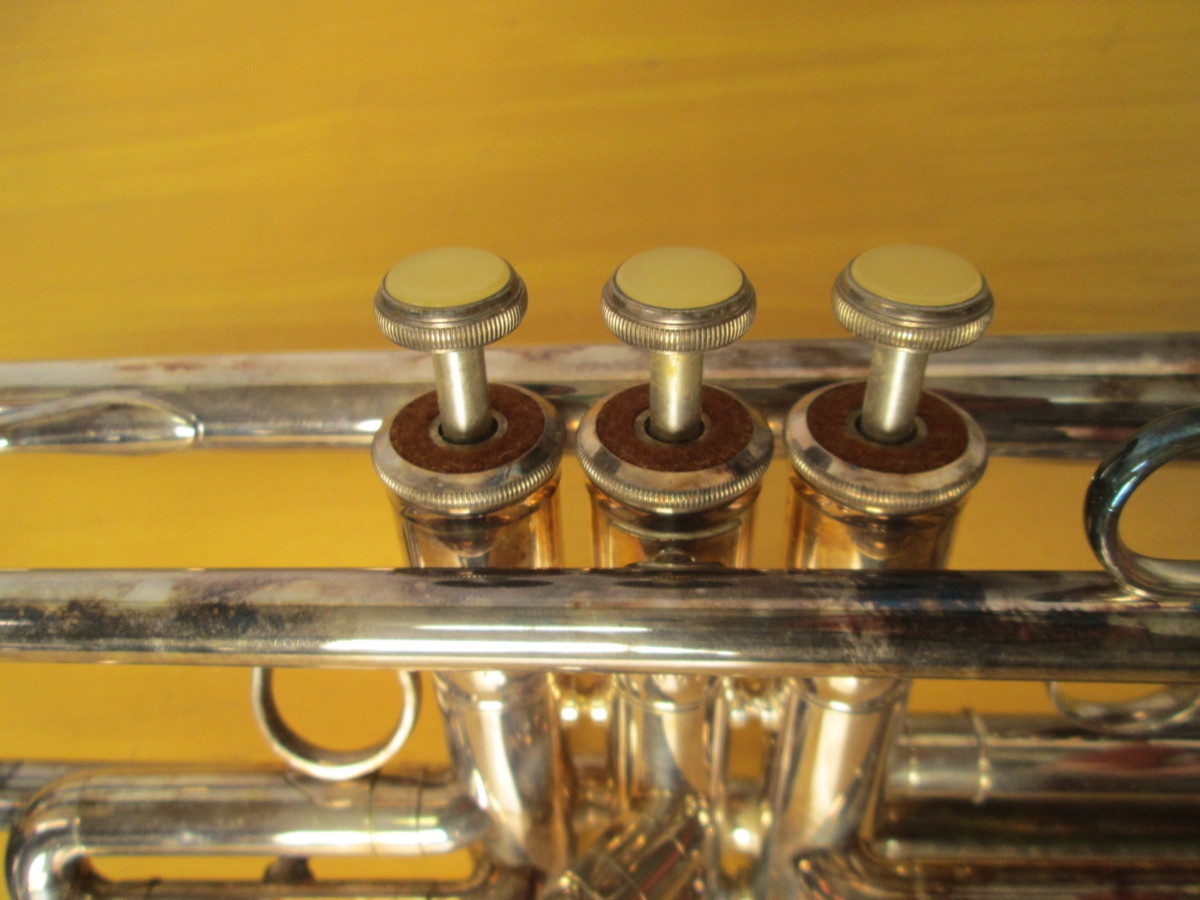 中古 現状品 傷汚れ有り】YAMAHA YTR-334S トランペット 動作未確認