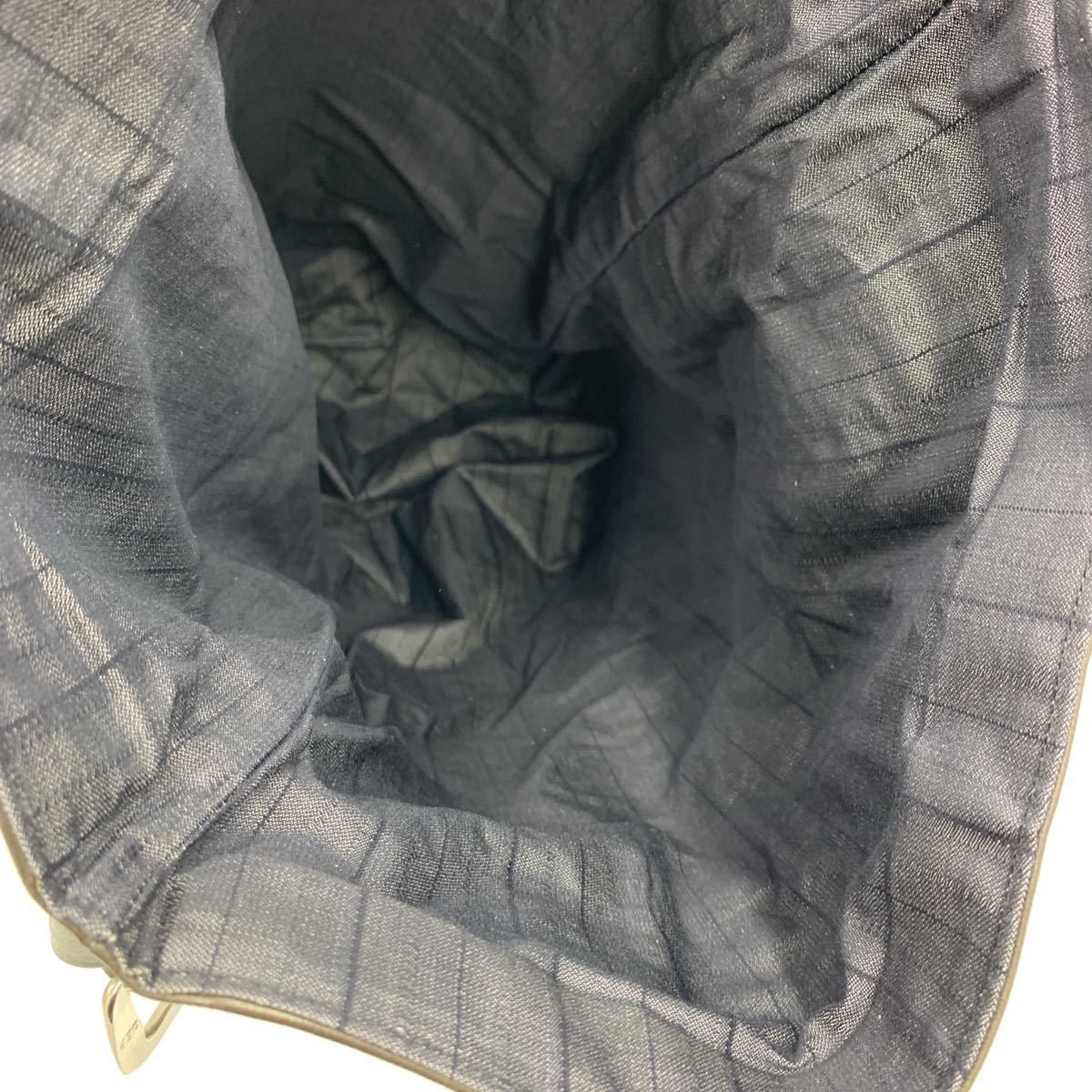 美品 極上レザー使用 