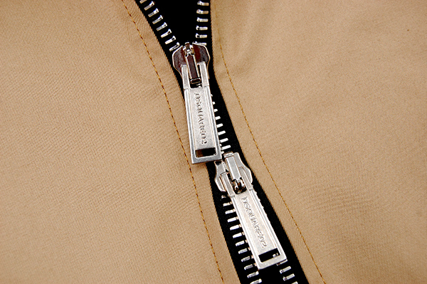 定価¥182,600 美品 ディースクエアード DSQUARED2 羊革 定価¥182,600 美品 ディースクエアード DSQUARED2 羊革