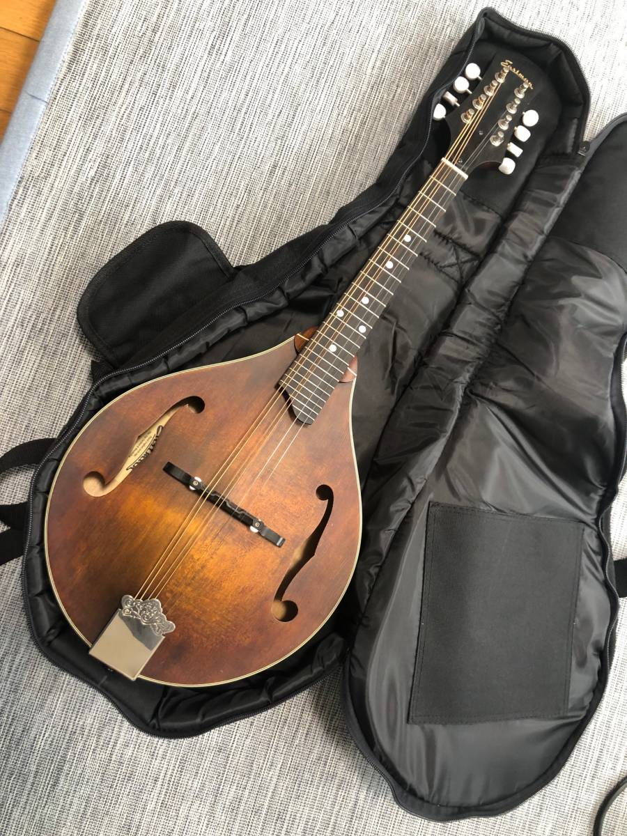 Suzuki Mandolin M-215 1974年製 ケース付き マンドリン 鈴木バイオリン M-215 1974年 ハードケース付き Suzuki