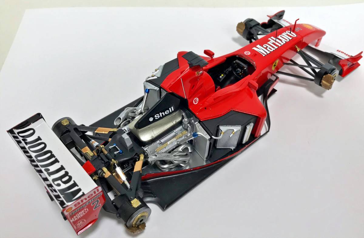 全国販売店 タミヤ 1/20 フェラーリ F2001 塗装済完成品 【公式通販】