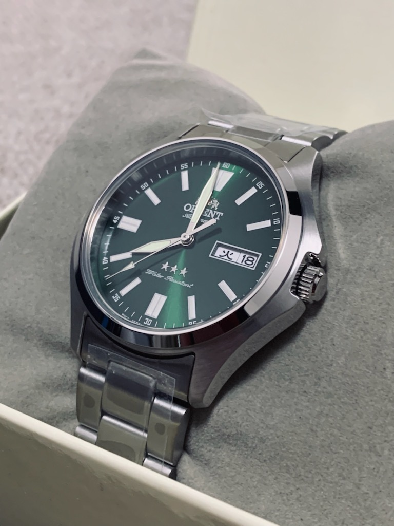 ORIENT オリエント スリースター【RN-AB0F08E】腕時計 未使用品 