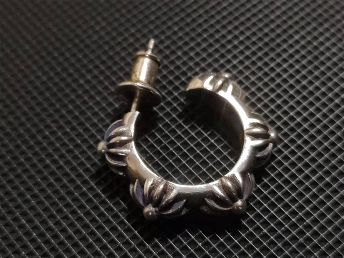 大人気 1円スタート　CHROME HEARTS クロムハーツ　CHクロスフープイヤリング(ピアス)