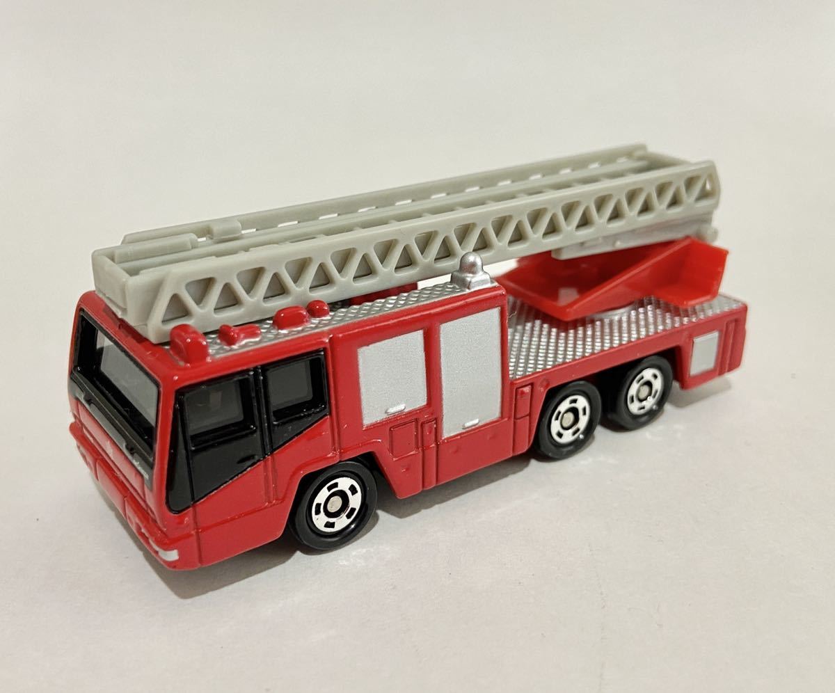 トミカ 02 No 108 日野fire Truck 中国製 超激安特価