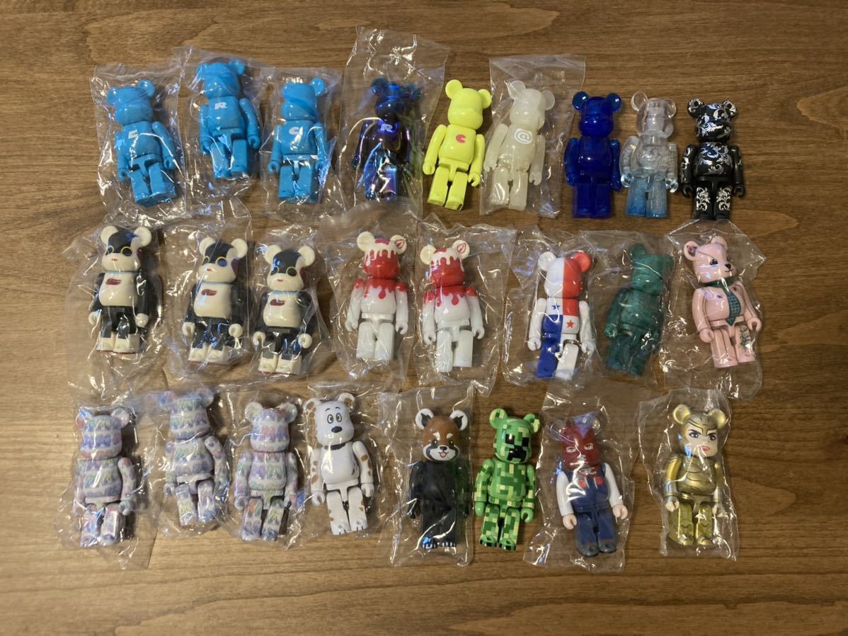 ベアブリック 25体 まとめ売り ベアブリック 25体セット まとめ売り