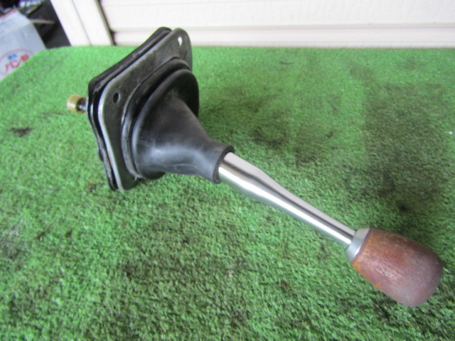 昭和53年　トヨタマークⅡ　MX41　メッキシフトレバー　中古品