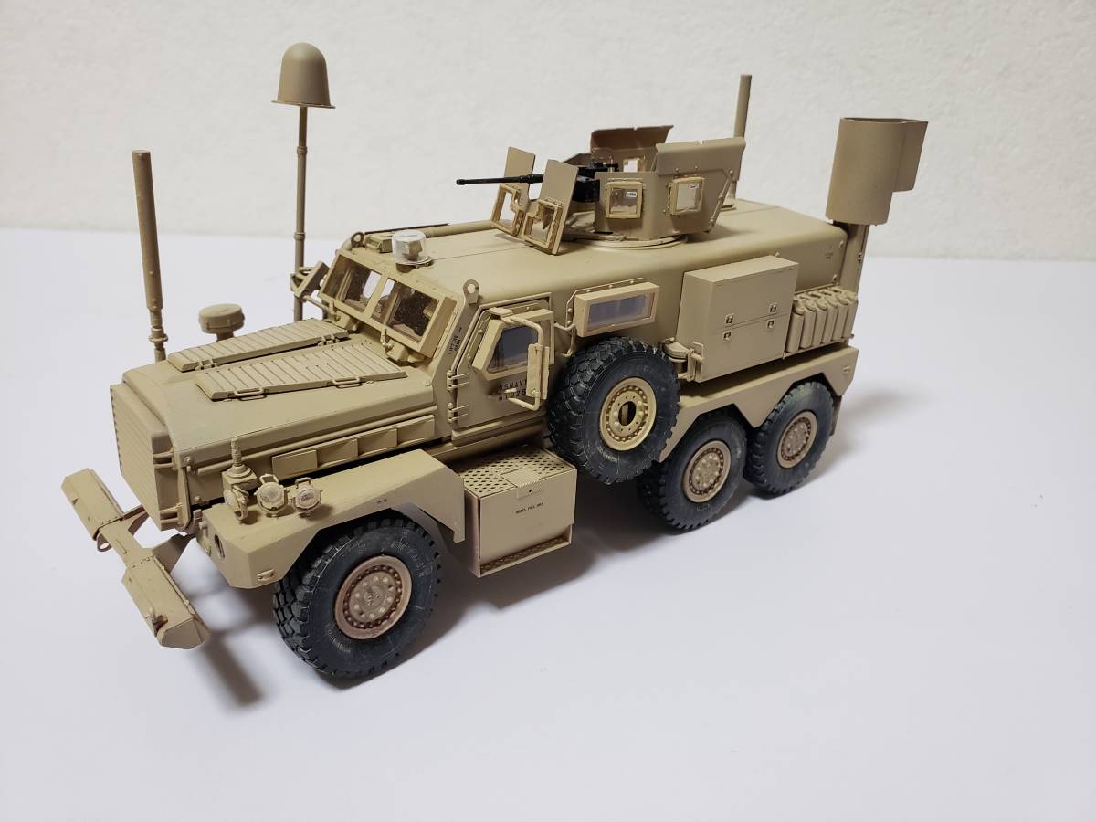 1/35 クーガー装甲車 6×6 MRAP 完成品