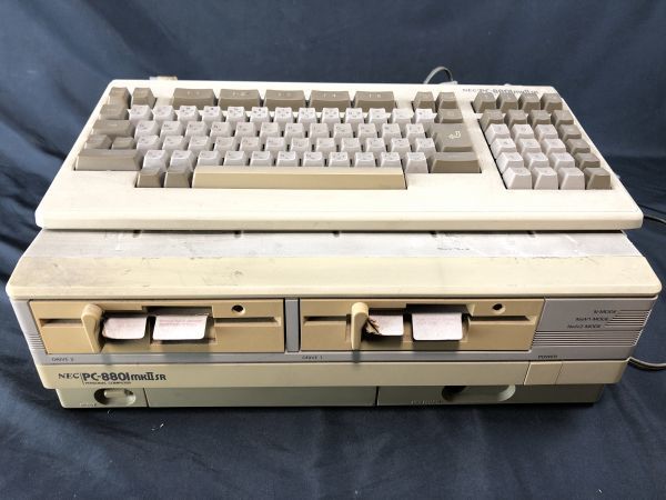 NEC PC-8801mkIISR 本体 レトロPC ジャンク 通電起動確認済み
