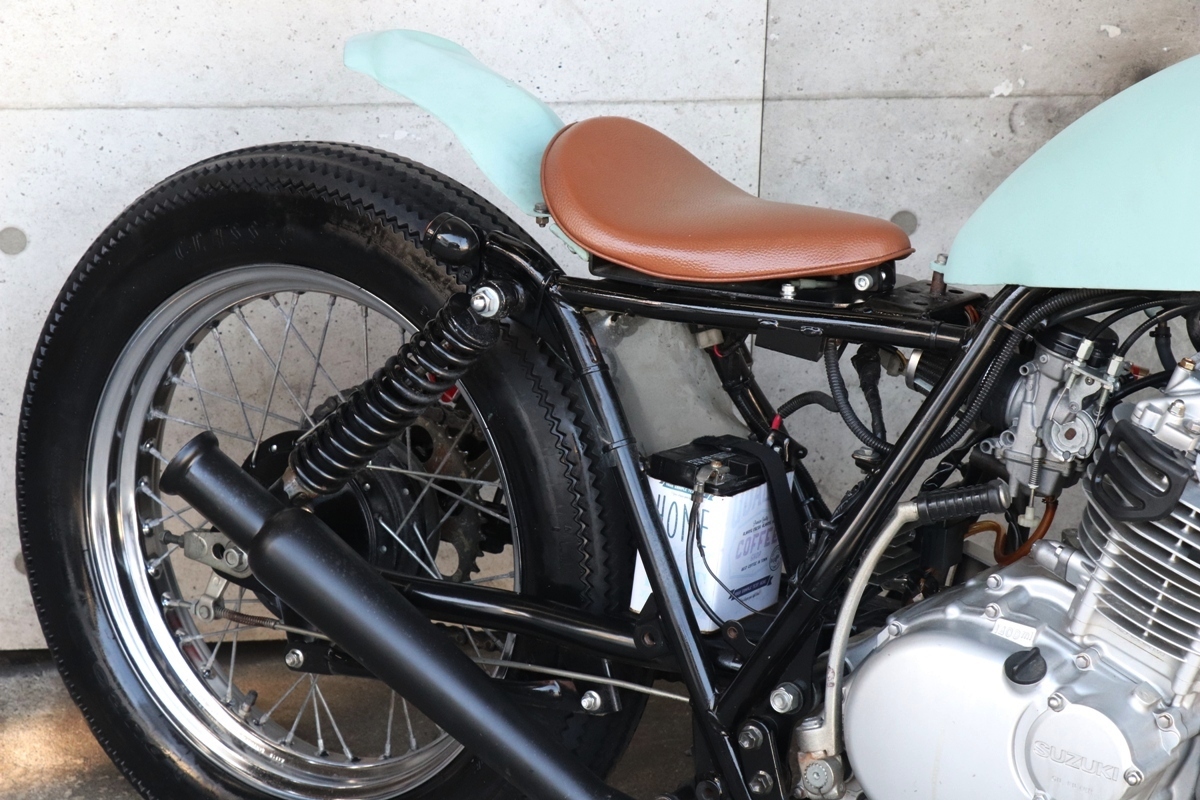 横浜～ SUZUKI グラストラッカービッグボーイ ボバー カスタム 