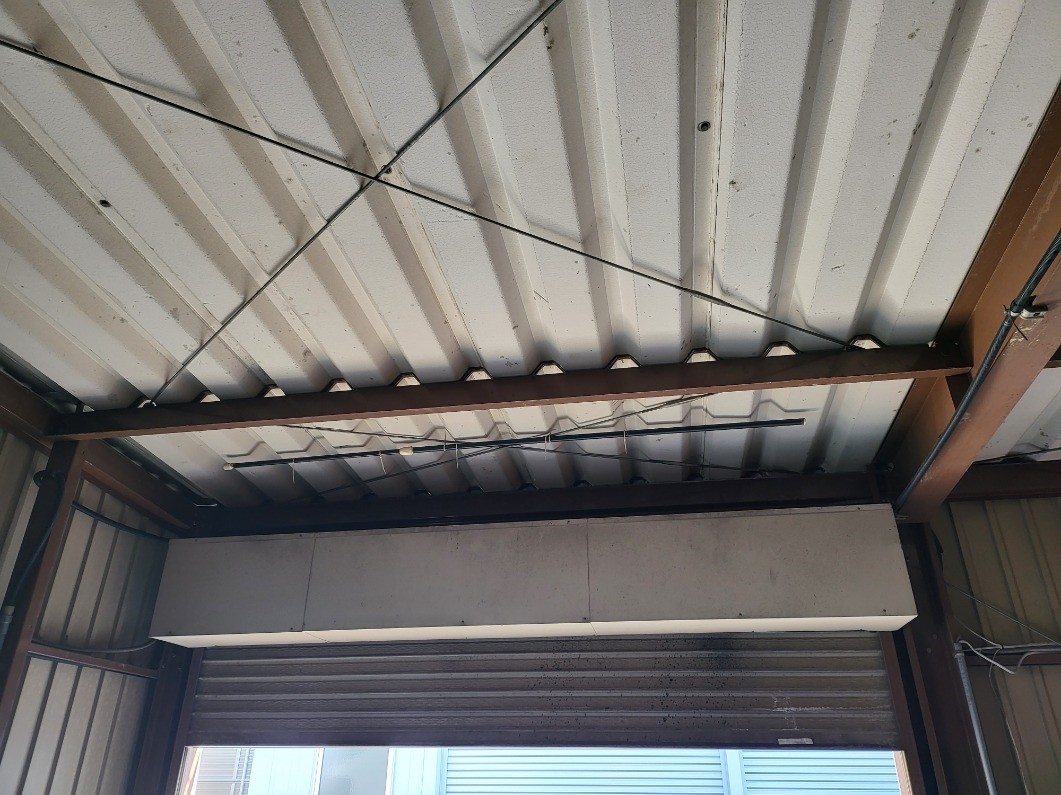 ガレージ 車庫 倉庫 物置 カクイチ ３台用 鉄骨 三和シャッター パイプ車庫 ガレージテント 売買されたオークション情報 Yahooの商品情報をアーカイブ公開 オークファン Aucfan Com