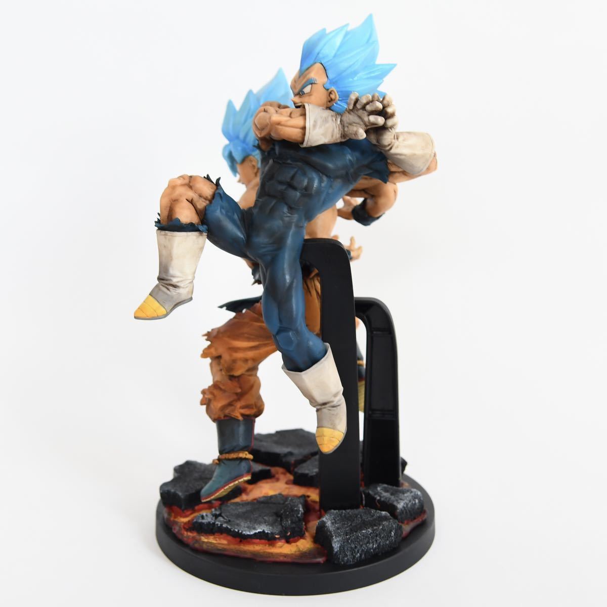 ドラゴンボール超 ブロリー 孫悟空 ベジータ フィギュア リペイント