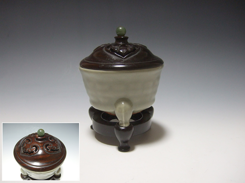 渡辺伸治作 中興名物 山雀写茶入 薩摩間道織留仕覆 茶道具 共箱　V912　N9 渡辺伸治作 中興名物 山雀写茶入 薩摩間道織留仕覆 茶道具