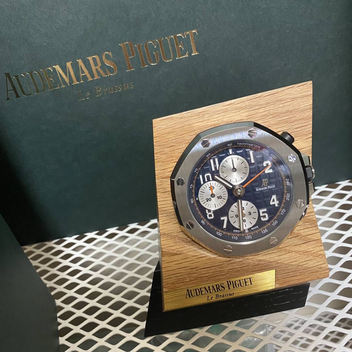 AUDEMARS PIGUET ロイヤルオーク オフショア テーブルクロック 