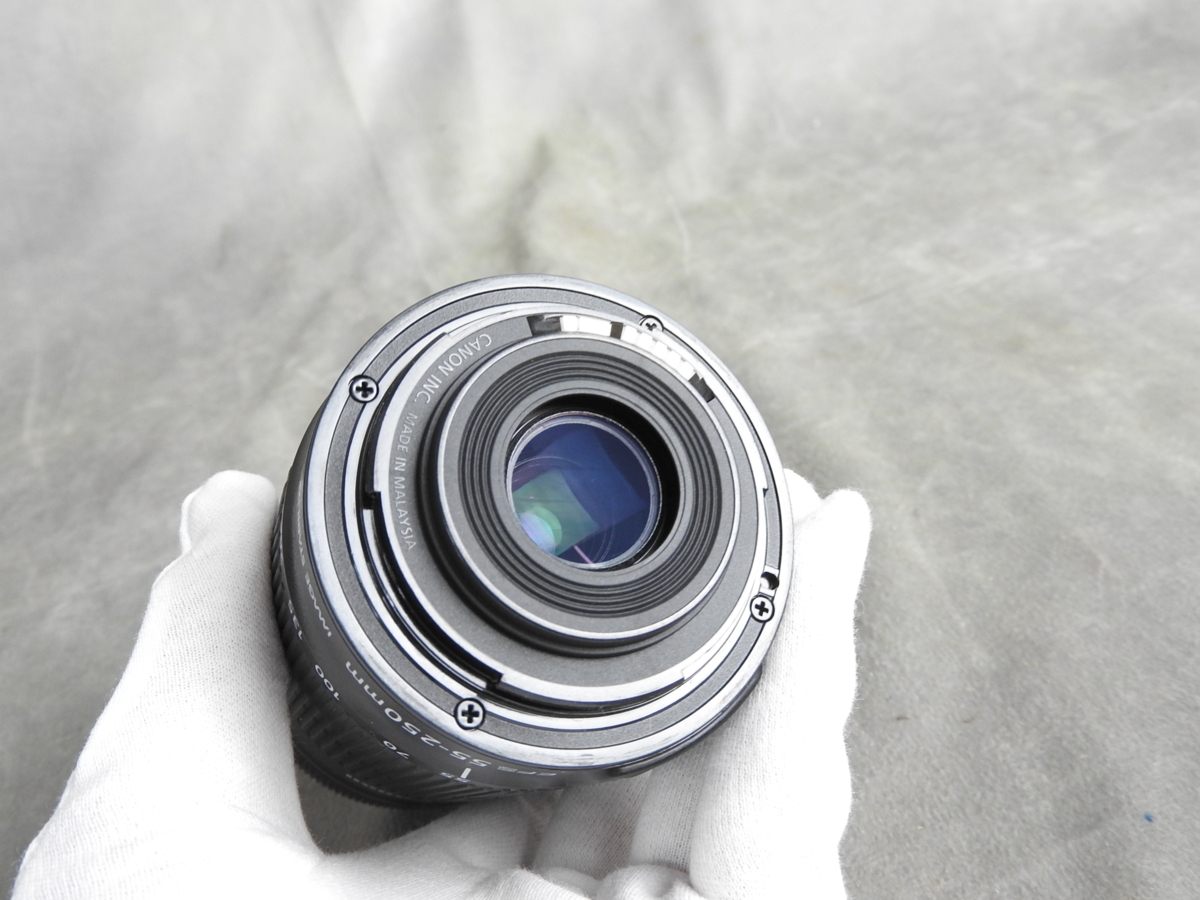 【神戸市有野店】Canon キャノン EOS Kiss X8i ダブルズームキット デジタル一眼レフカメラ ♪中古♪ EOS X8i ダブルズームキット 格安レンタル]CANON 箱あり キヤノン「EOS