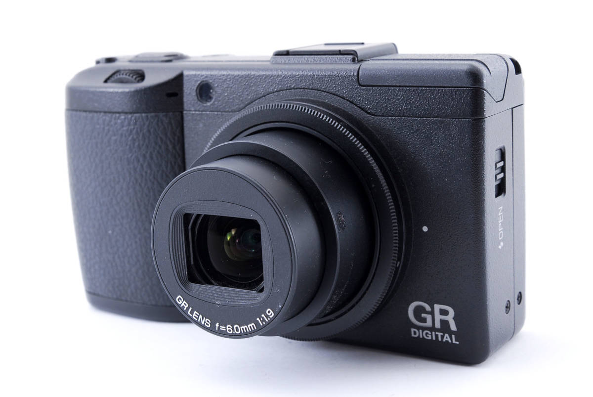 □ほぼ新品□ リコー RICOH GR DIGITAL III 【ショット数1616回・元箱 