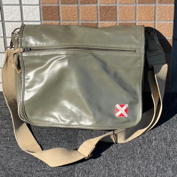 HOT，定番 定価2.4万 吉田カバン 日本製 ラゲッジレーベル フラップ ショルダーバッグ LUGGAGE LABEL PORTER 緑系/ライナー赤バッテン(ショルダーバッグ)｜売買されたオークション情報、yahooの商品情報をア かばん、バッグ