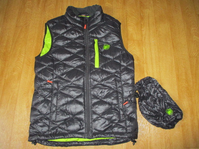 ヒョウドウ・HYODレーシング　サイズM　収納袋付き　インナーダウンジャケット・ベスト　未使用