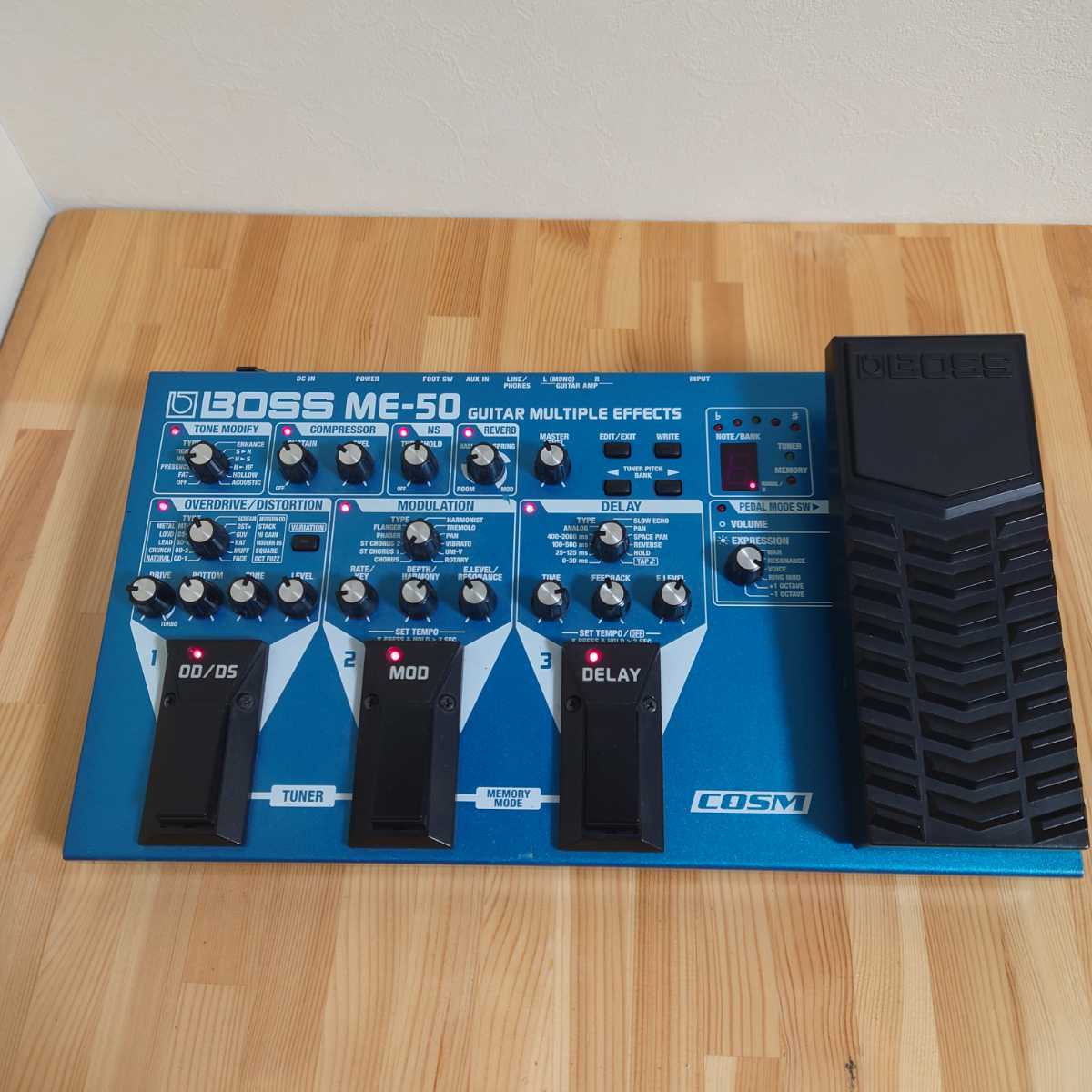 人気SALE，得価 BOSS マルチエフェクター ベース用 ME-50 弦楽器 
