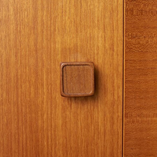 サイドボード イギリスヴィンテージ camori ミッドセンチュリー&frasl;UK Vintage シンプルなイギリスのヴィンテージ家具、北欧スタイルのサイドボード(k イギリスから届いたチーク材のビンテージボード、杢目が美しい #84763 – ヴィンテージ家具 北欧スタイルのおしゃれなサイドボード、イギリスから届いた #80417 | S- ストーンヒルファニチャー ヴィンテージ家具・北欧インテリアの通販サイト