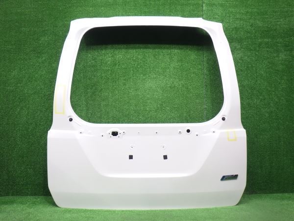 【100%新品，大人気】 YX24738 セレナ C27 バックドアパネル アラウンドビューモニター用(リア)｜売買されたオークション情報、yahooの商品情報をアーカイブ公開 - オークファン 日産用