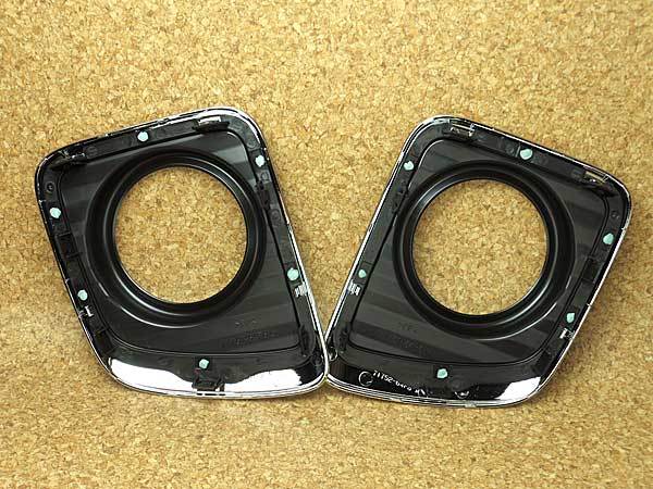 鈴木＆香川 DA17W エブリイワゴン 純正フォグランプカバー ベゼル