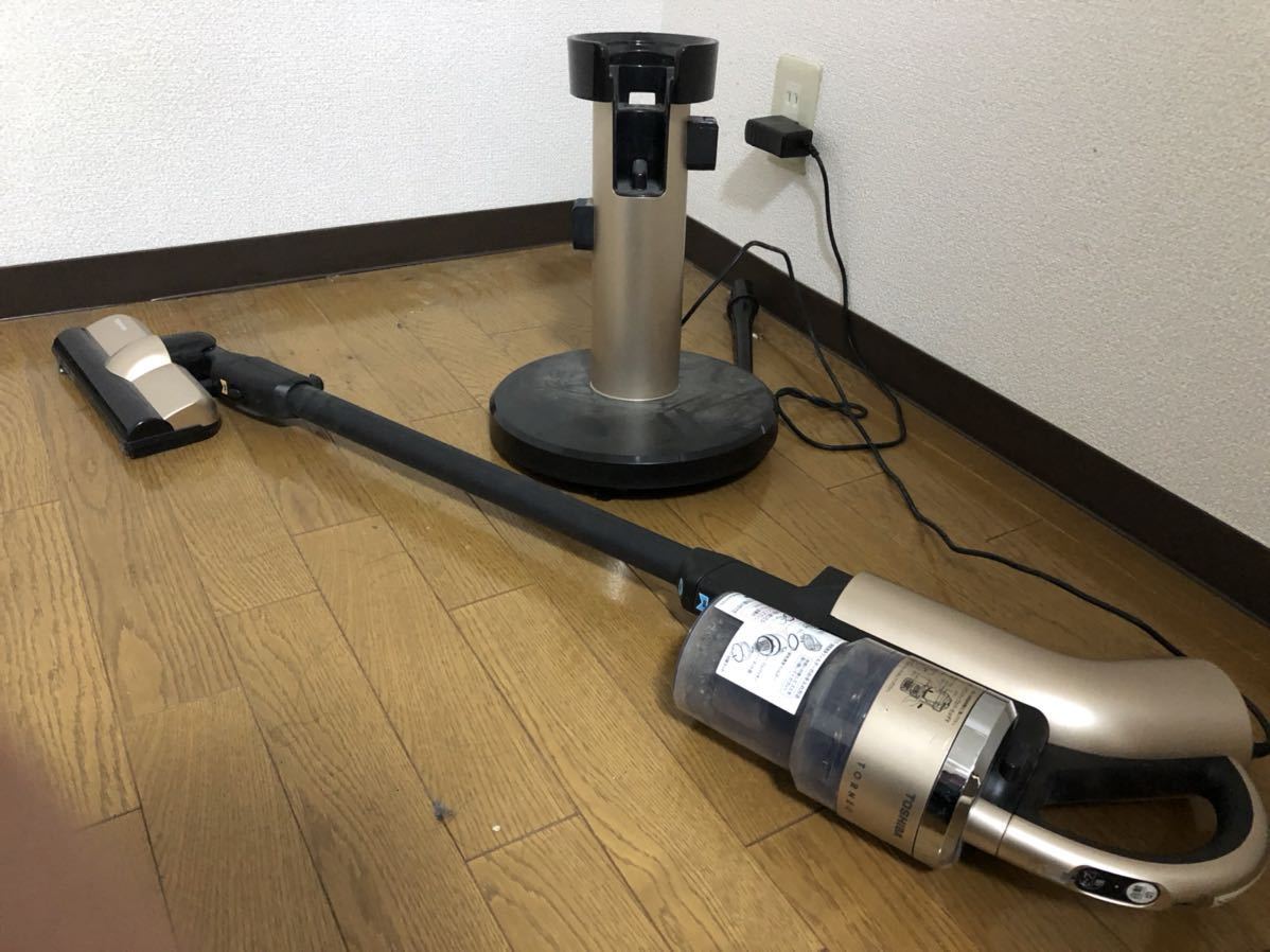 新品，送料無料 ほぼ TOSHIBA 掃除機VC-JCL10000 2018年型東芝クリーナー(東芝)｜売買されたオークション情報、yahooの商品情報をアーカイブ公開 - オークファン 東芝