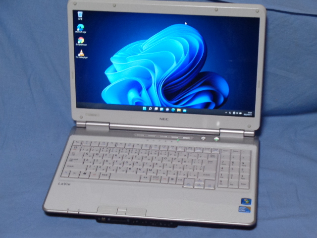 美品/爆速新品SSD /Windows11＆office/:NEC ノートパソコン LaVie