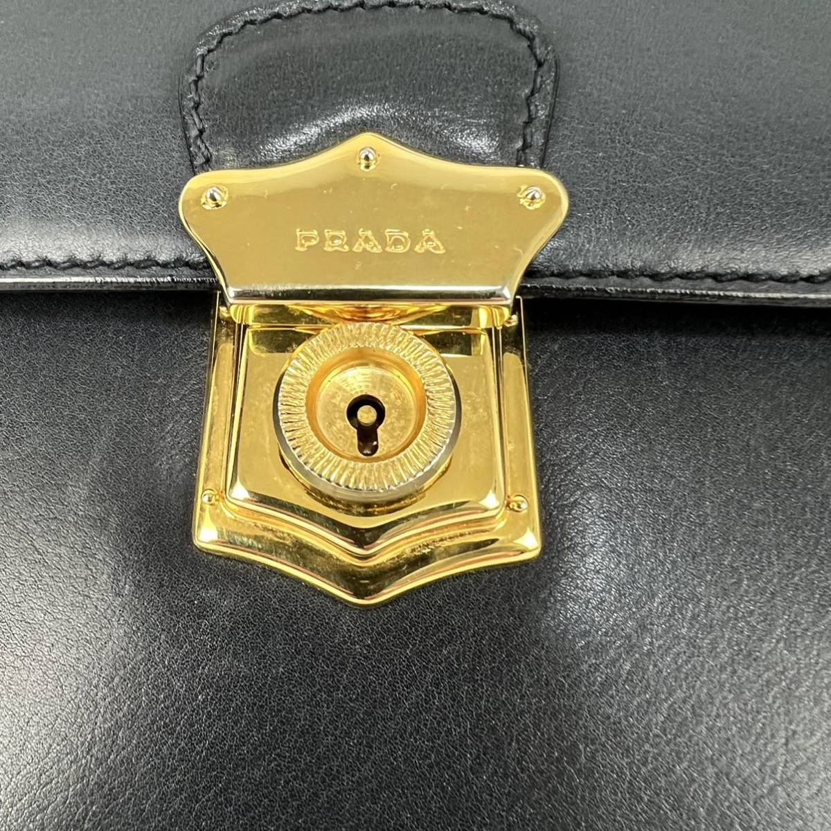 1円スタート 【幻の逸品】 極美品 PRADA プラダ 2way ケリー型 