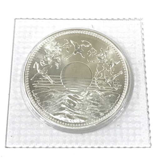 美品 日本国 御在位六十年 昭和六一年 1986年 壱万円 銀貨 ブリスターパック入り 記念硬貨 記念貨幣 重さ20g 直径35mm
